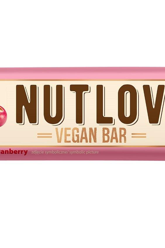 Allnutrition Nutlove Vegan Bar in Cranberry flavor, perfect vegan snack with no added sugar.