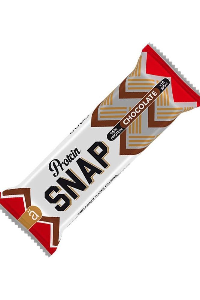 Nanosupps Protein Snap protein bar in chocolate flavor, providing 21g of protein for active women.
