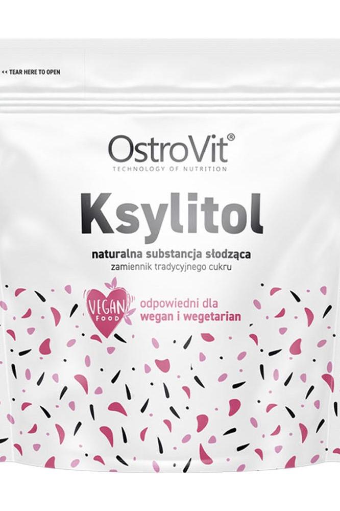 OstroVit Xylitol 1000g packaging, a natural sugar substitute suitable for vegans and vegetarians. OstroVit Xylitol 1000g packaging, a natural sugar substitute suitable for vegans and vegetarians.