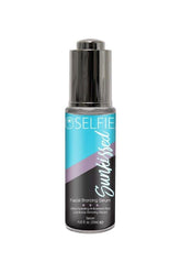 Selfie Sunkissed Bronzing Serum 30 ml, natural bronzing formula for a flawless, buildable tan.