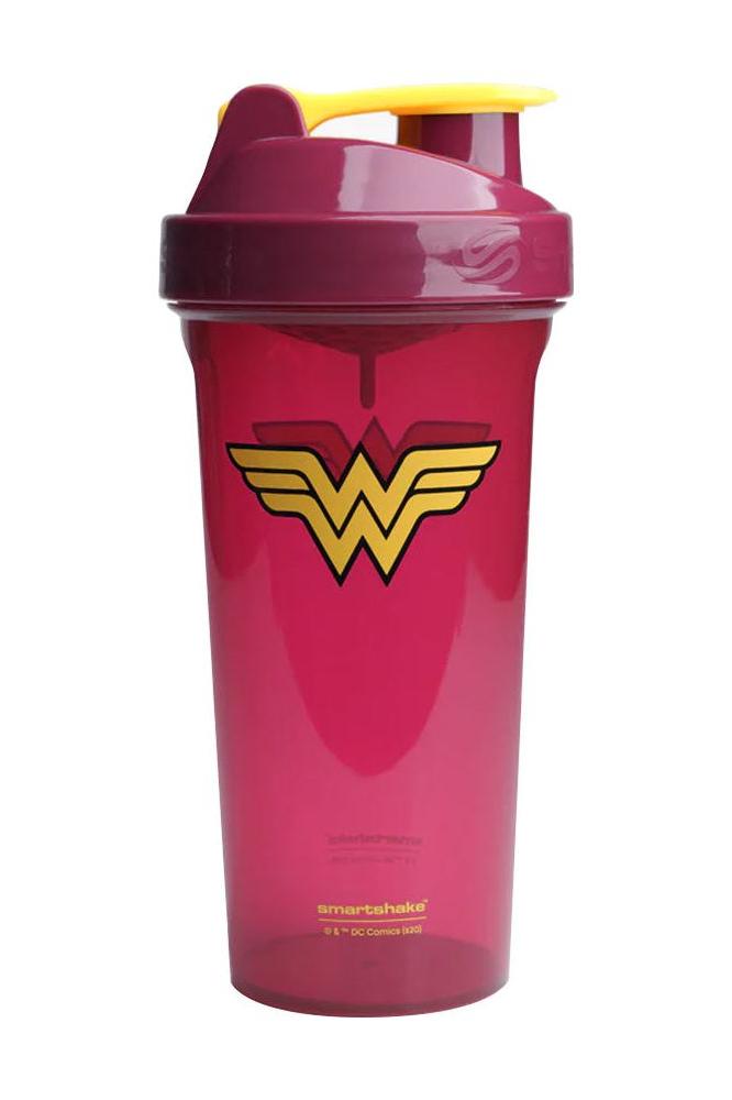 SmartShake shaker in pink with Wonder Woman logo, perfect for mixing drinks and protein shakes.