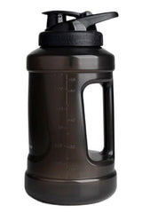 SmartShake Ultimate Jug with ergonomic handle, wide opening, and measurement units for easy use and cleaning.