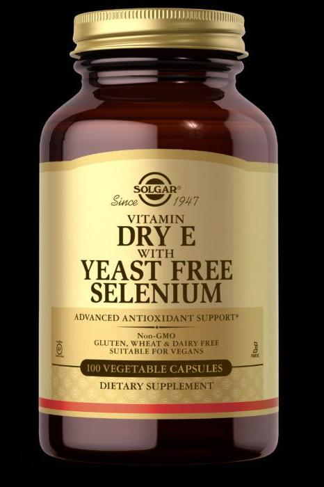 Solgar Dry Vitamin E with Yeast Free Selenium, 100 vegetable capsules, advanced antioxidant support for immune health.