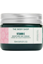 The Body Shop Vitamin E Moisture Day Cream 50ml for intensive hydration and nourishment for dry skin.