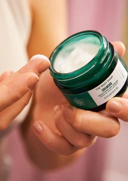 The Body Shop - Edelweiss Blødgørende Dagcreme - 50ml (1,69 US fl oz)