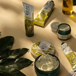 The Body Shop - Rescuing Foot Protector - 100ml
