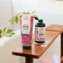 The Body Shop - British Rose Shower Scrub - 200ml