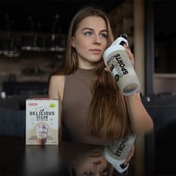 Nutrend - Delicious Vegan 60% Protein, Pistachio Marzipan - 450g