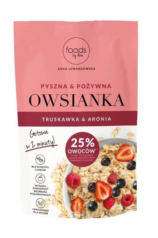 Pyszna owsianka z truskawką i aronią, bez tillsatt socker, wysok fiber och smakrik frukost.