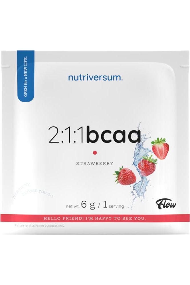 Nutriversum 2:1:1 BCAA Flow Strawberry flavor packaging with strawberries and water splash.