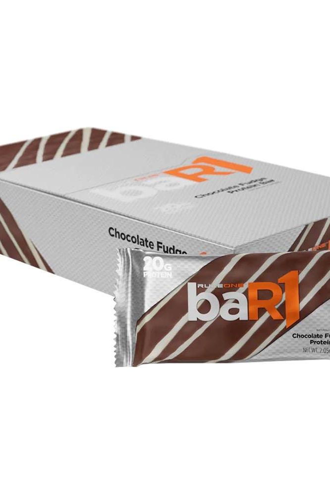 Rule One baR1 Protein Bars Chocolate Fudge flavor, featuring 20 grams of protein per bar, showcased in its packaging.