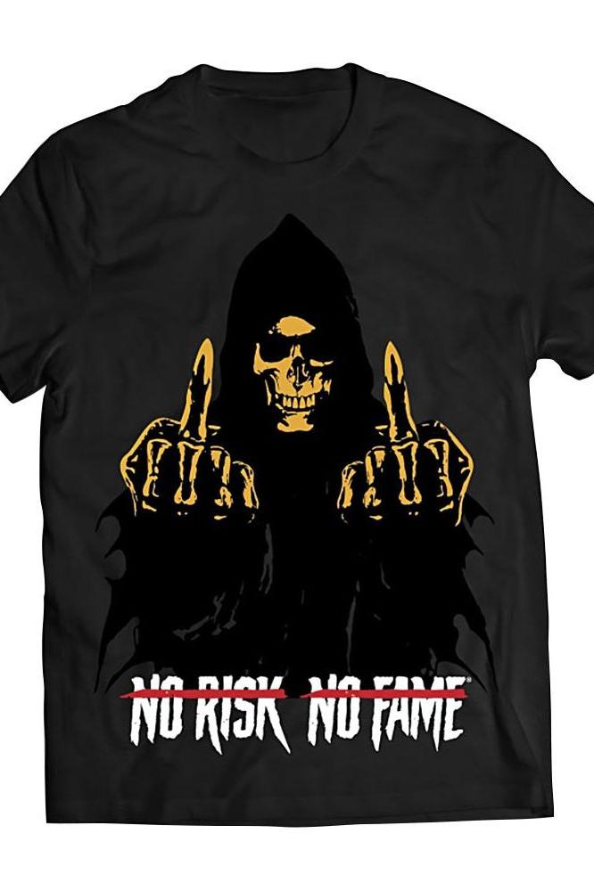 Skull Labs black and gold 'No Risk, No Fame' T-shirt featuring a skeleton design, ideal for workouts.