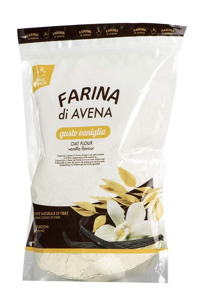Smile Crunch flavored oat flour bag with vanilla flavor, rich in fiber and nutrients, perfect for healthy baking.